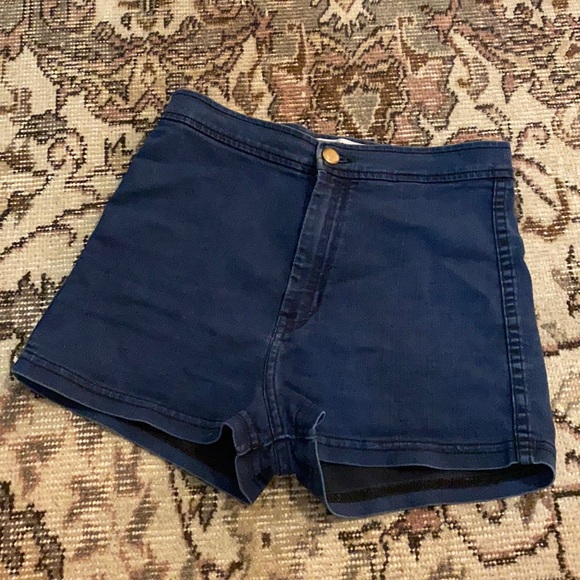 American Apparel Medium Stretchy Denim Shorts - Picture 3 of 8